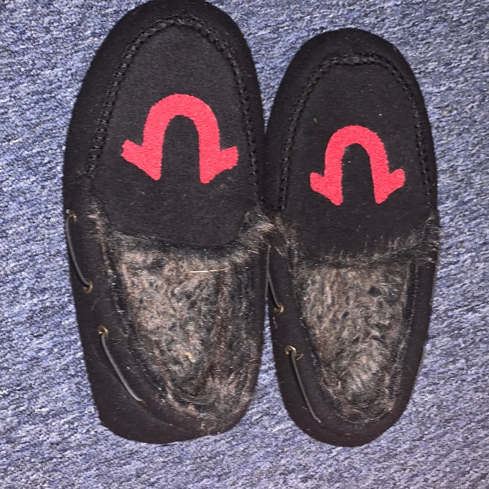 True religion slippers like brand new